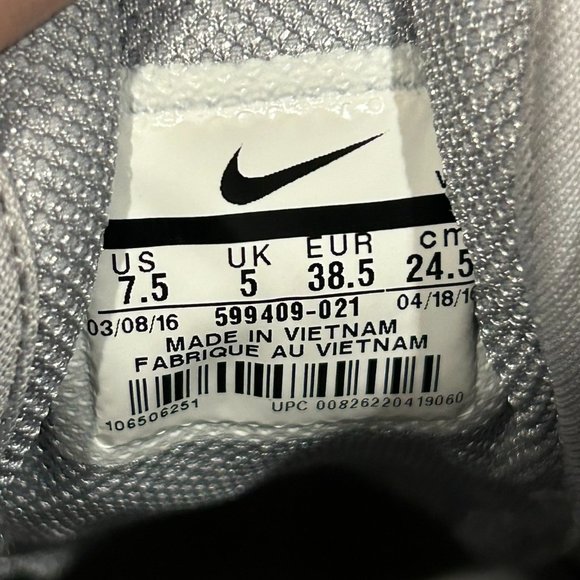 Nike Air Max Thea Running Shoes | Women's Size 7.5 | Light Grey - Picture 9 of 9